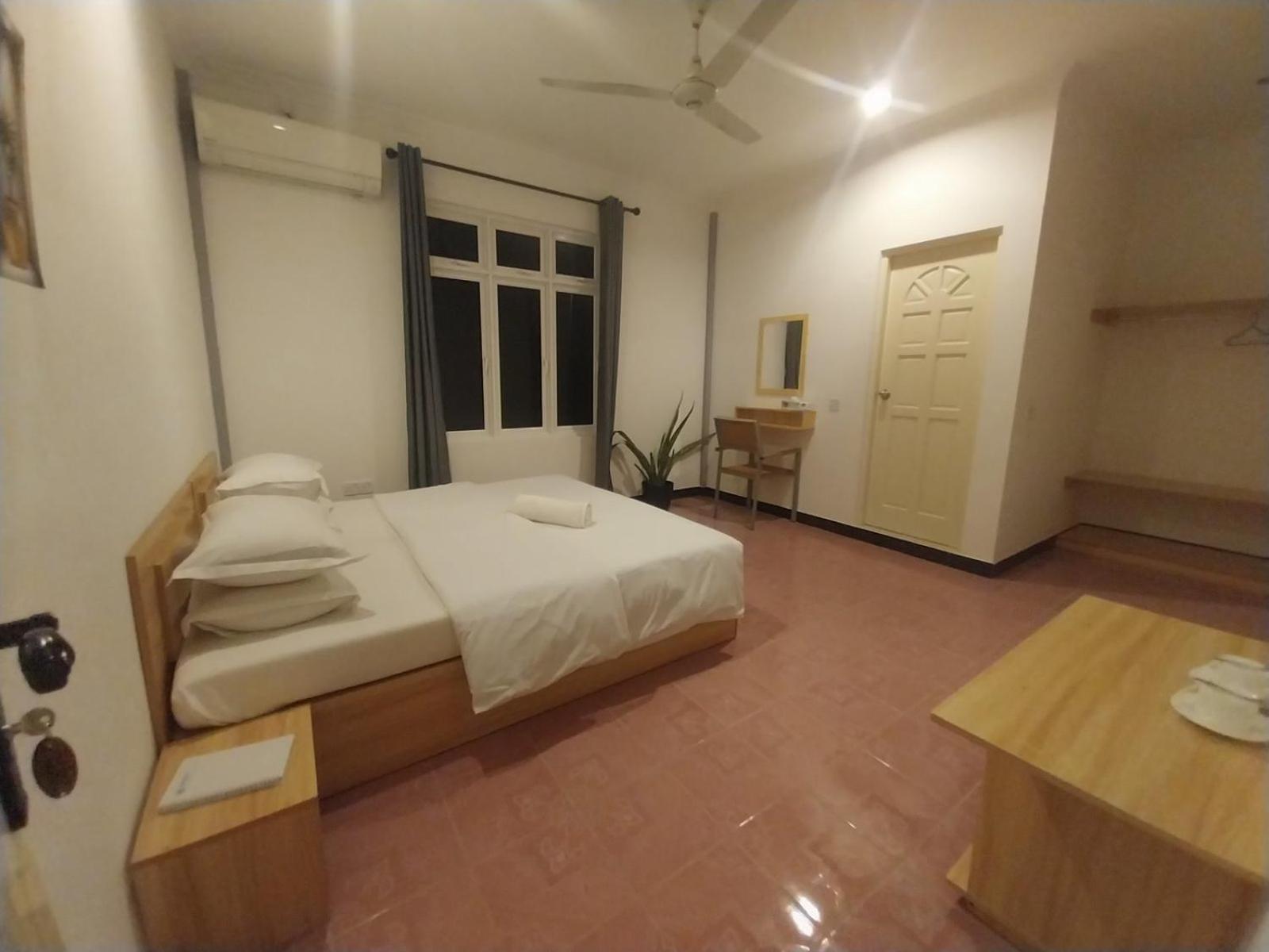 โคลฟ บีช Hotel Addu City ภายนอก รูปภาพ