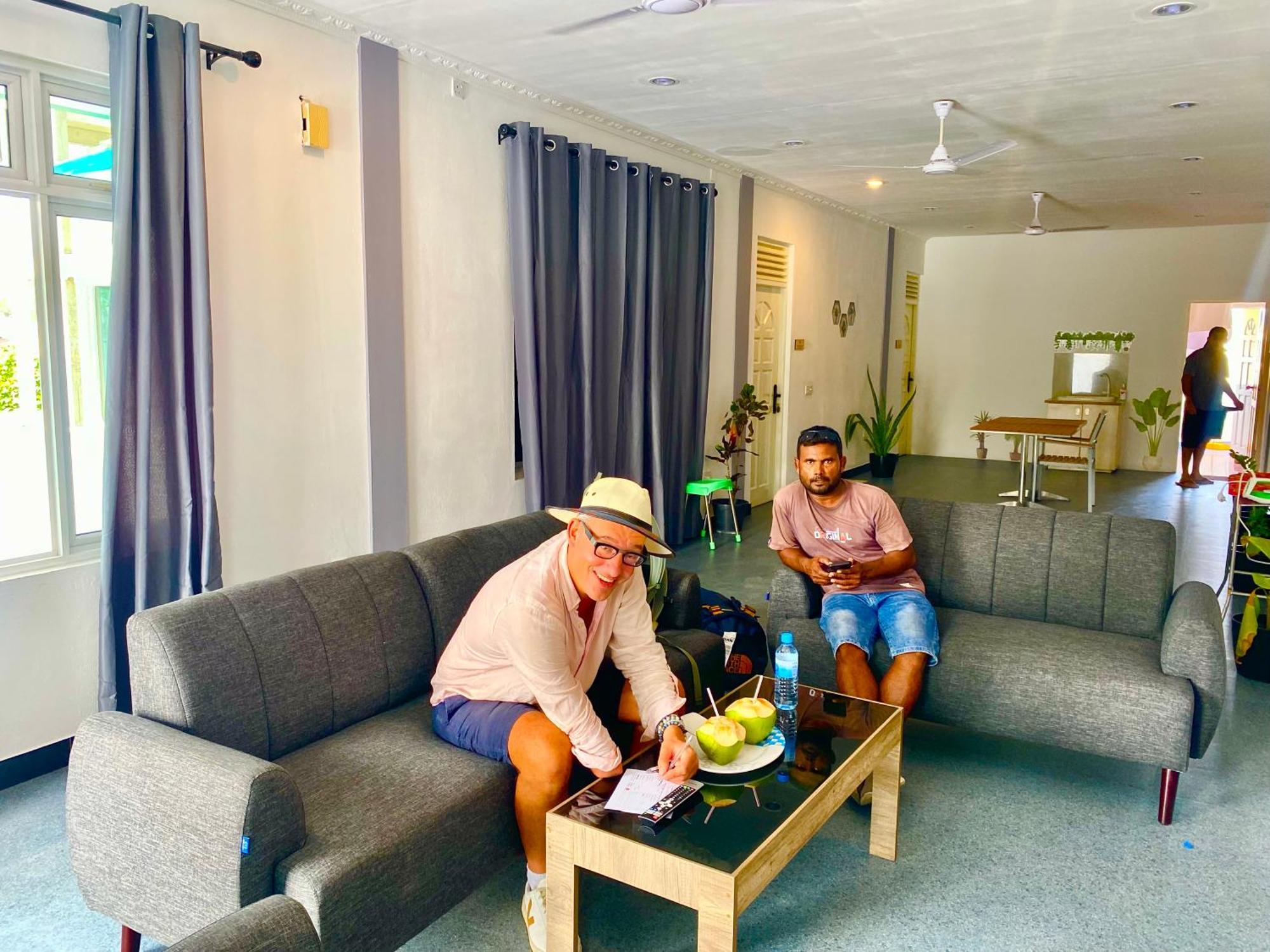โคลฟ บีช Hotel Addu City ภายนอก รูปภาพ
